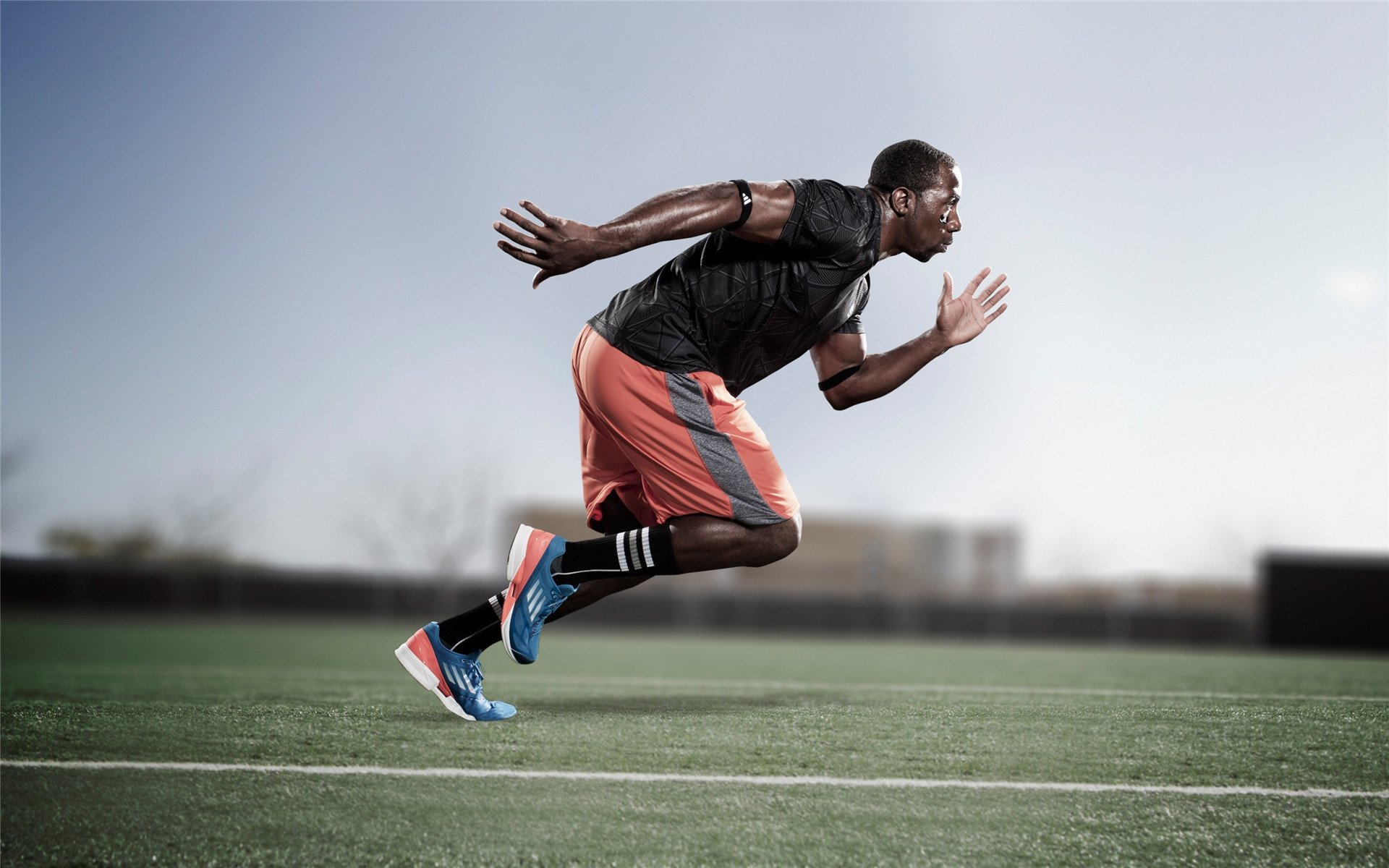 虚拟现实技术驶入主流，电竞沉浸体验再升级，虚拟化电子竞技